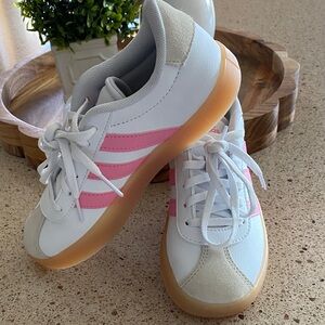 Adidas Kids White and Pink Sneakers with Tan Sole